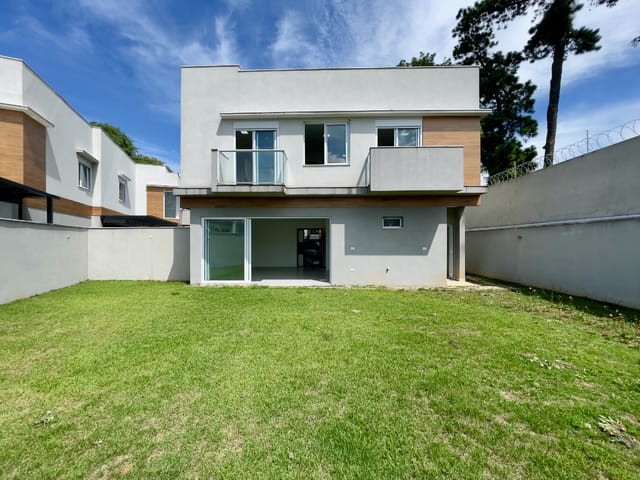 Casa com 262m² 3 quartos e 4 banheiros, à venda, no bairro Jardim Prudência em São Paulo