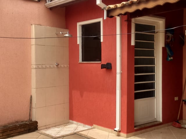 Casa com 125m² 2 quartos e 1 banheiro, à venda, no bairro Residencial Mombaça I em Pindamonhangaba