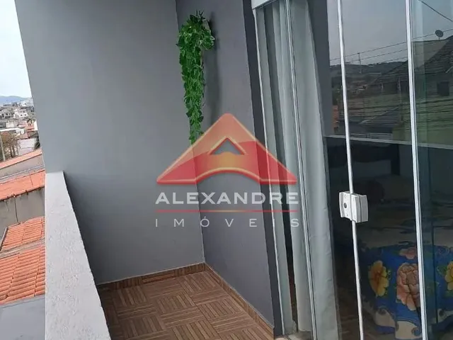 Casa com 175m² 4 quartos e 2 banheiros, à venda, no bairro Parque Residencial Santo André em Caçapava