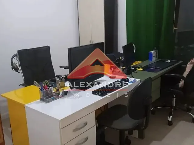 Casa com 175m² 4 quartos e 2 banheiros, à venda, no bairro Parque Residencial Santo André em Caçapava