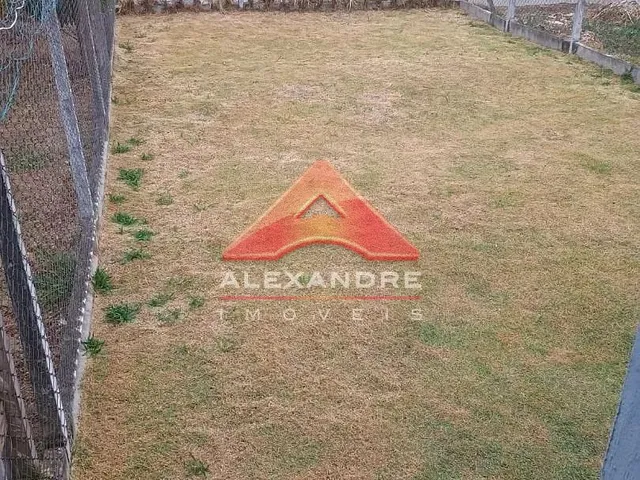 Casa com 175m² 4 quartos e 2 banheiros, à venda, no bairro Parque Residencial Santo André em Caçapava
