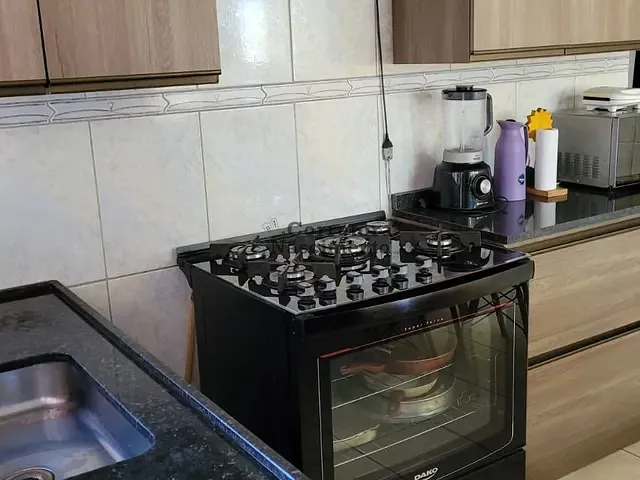 Casa com 100m² 2 quartos e 1 banheiro, à venda, no bairro Jardim Coleginho em Jacareí