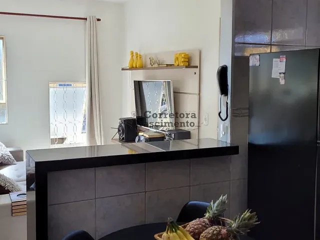 Casa com 100m² 2 quartos e 1 banheiro, à venda, no bairro Jardim Coleginho em Jacareí