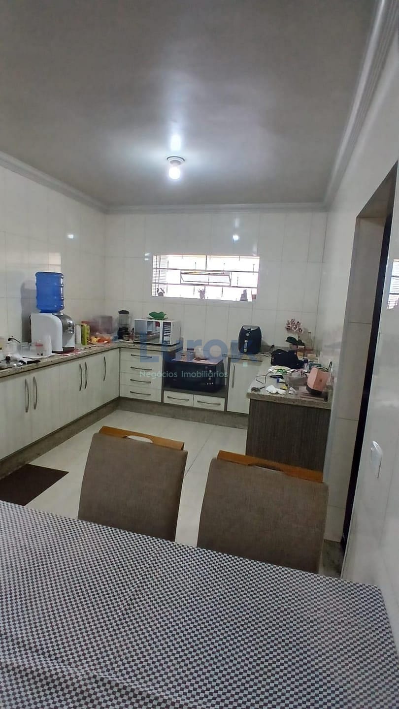 Casa, 3 quartos, 168 m² - Foto 8