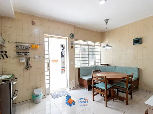 Casa com 169m² 4 quartos e 3 banheiros, à venda, no bairro Campo Belo em São Paulo