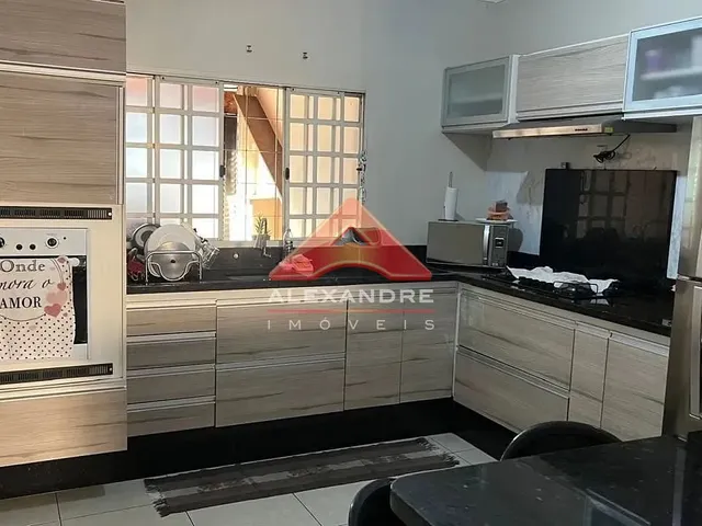 Casa com 125m² 3 quartos e 2 banheiros, à venda, no bairro Conjunto Residencial Galo Branco em São José Dos Campos