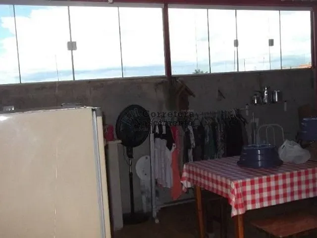 Casa com 150m² 3 quartos e 1 banheiro, à venda, no bairro Cidade Salvador em Jacareí