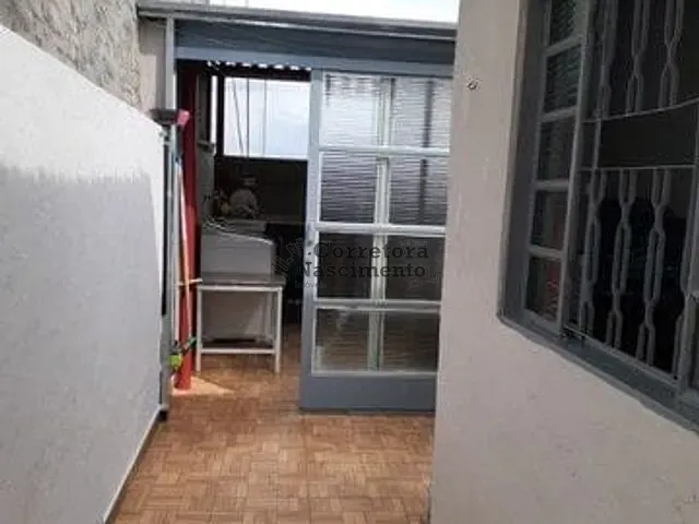 Casa com 150m² 3 quartos e 1 banheiro, à venda, no bairro Cidade Salvador em Jacareí