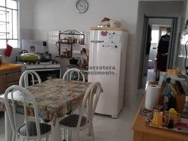 Casa com 150m² 3 quartos e 1 banheiro, à venda, no bairro Cidade Salvador em Jacareí