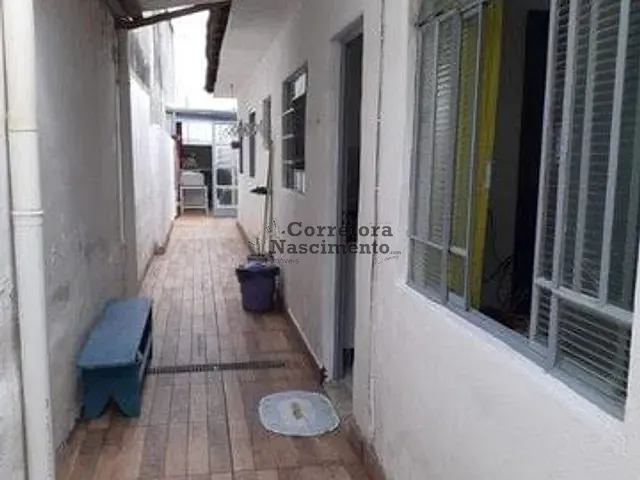 Casa com 150m² 3 quartos e 1 banheiro, à venda, no bairro Cidade Salvador em Jacareí
