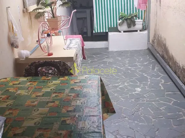 Casa com 304m² 2 quartos e 1 banheiro, à venda, no bairro Residencial Campos Maia em Pindamonhangaba