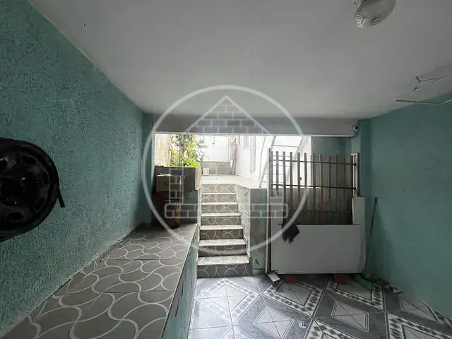 Casa com 200m² 3 quartos e 3 banheiros, à venda, no bairro Jardim Myrna em São Paulo