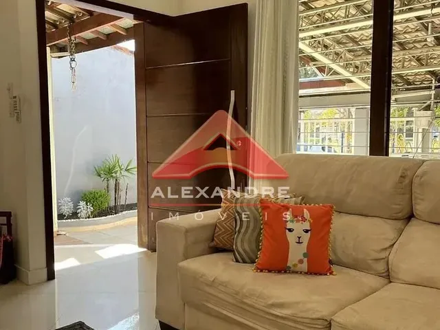 Casa com 250m² 3 quartos e 1 banheiro, à venda, no bairro Jardim Portugal em São José Dos Campos