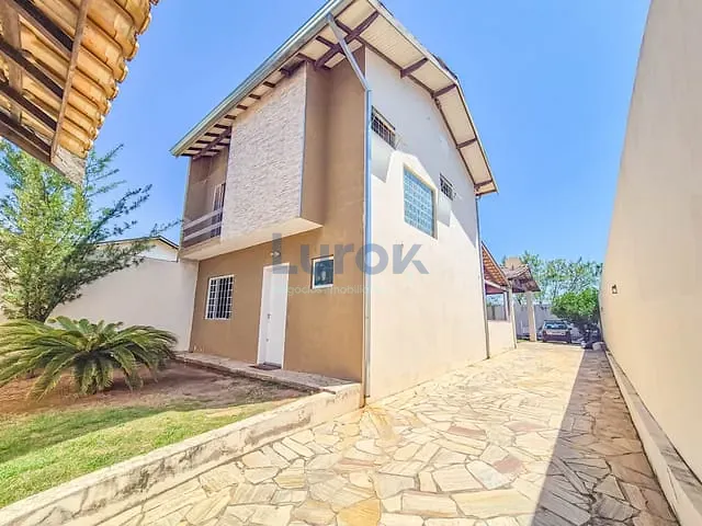 Casa com 320m² 3 quartos e 2 banheiros, à venda, no bairro Loteamento Nova Espírito Santo em Valinhos