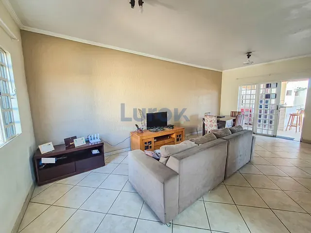 Casa com 320m² 3 quartos e 2 banheiros, à venda, no bairro Loteamento Nova Espírito Santo em Valinhos