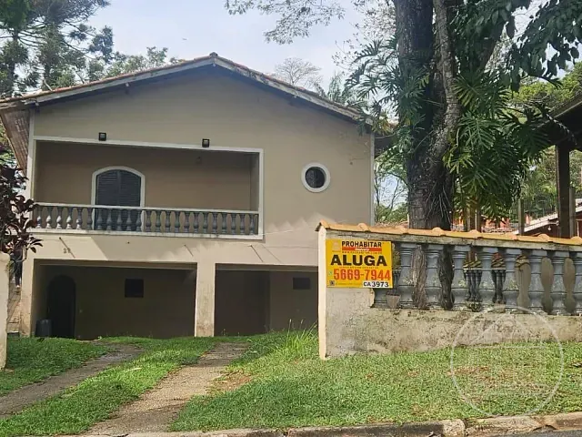 Casa com 320m² 3 quartos e 5 banheiros, à venda ou para alugar, no bairro Jardim das Palmeiras (Zona Sul) em São Paulo
