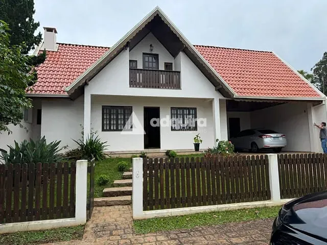 Casa com 495m² 3 quartos e 4 banheiros, à venda, no bairro Estrela em Ponta Grossa