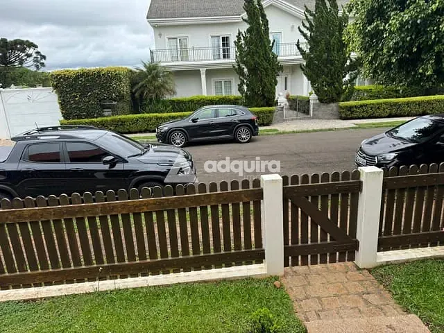 Casa com 495m² 3 quartos e 4 banheiros, à venda, no bairro Estrela em Ponta Grossa