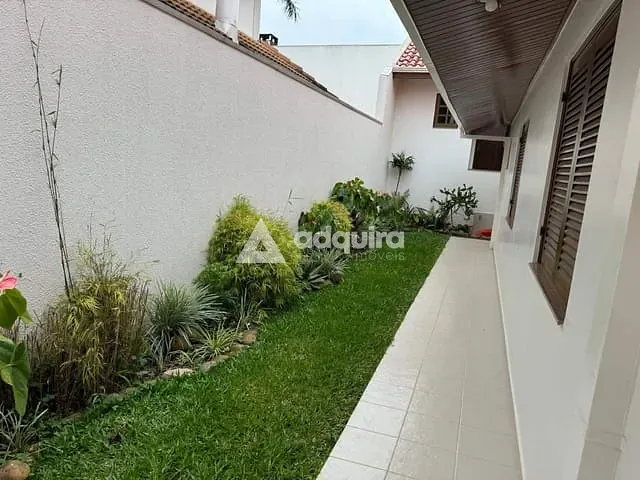 Casa com 495m² 3 quartos e 4 banheiros, à venda, no bairro Estrela em Ponta Grossa