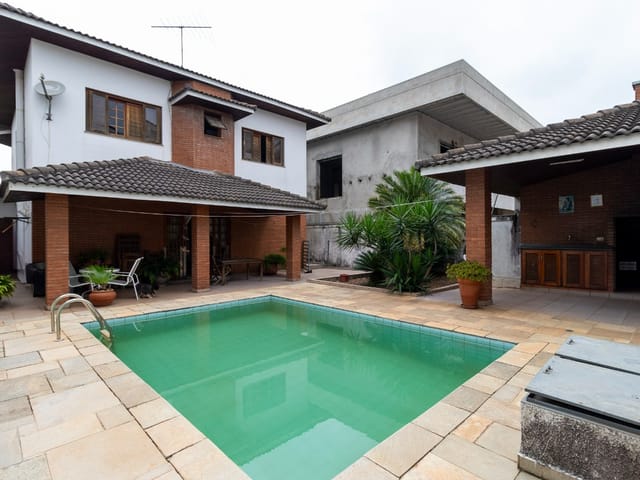 Foto do Casa - Casa no condomínio Condomínio Residencial Morada Das Flores para venda com 4 quartos, sendo 2 suítes, 268m² | Lares e Andares Imóveis