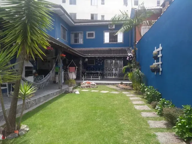 Casa com 440m² 3 quartos e 3 banheiros, à venda, no bairro Cidade Jardim em Jacareí