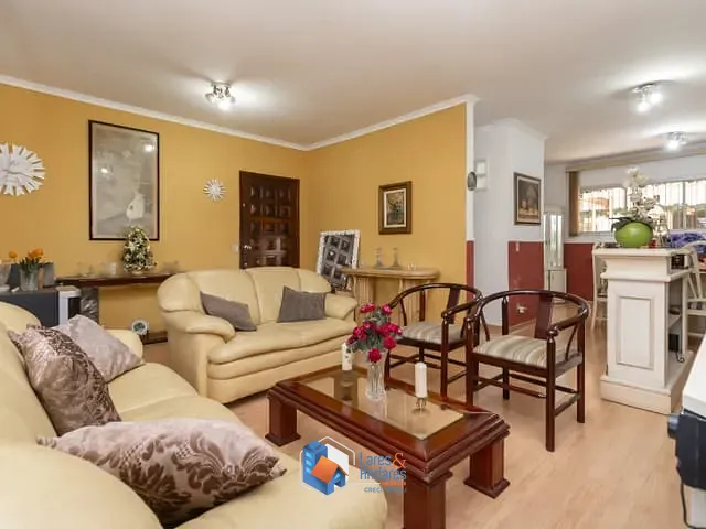 Casa com 255m² 3 quartos e 4 banheiros, à venda, no bairro Cupecê em São Paulo
