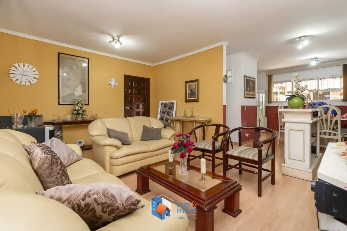 Casa, 3 quartos, 200 m² - Foto 1