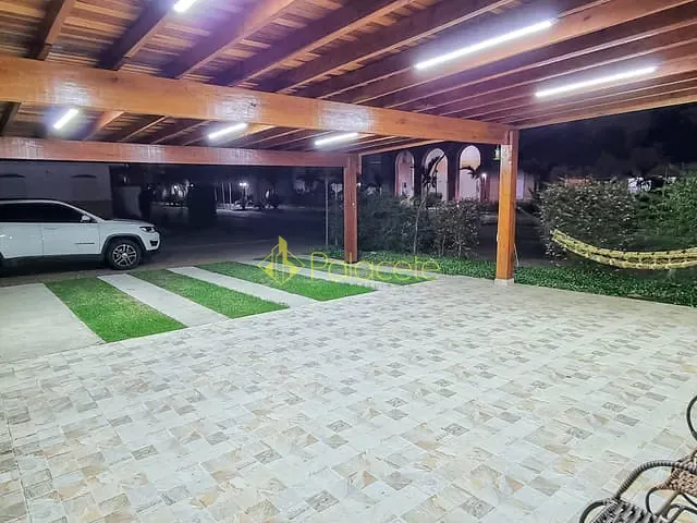 Casa com 233m² 3 quartos e 1 banheiro, à venda, no bairro Condomínio Reserva Anaua em Pindamonhangaba