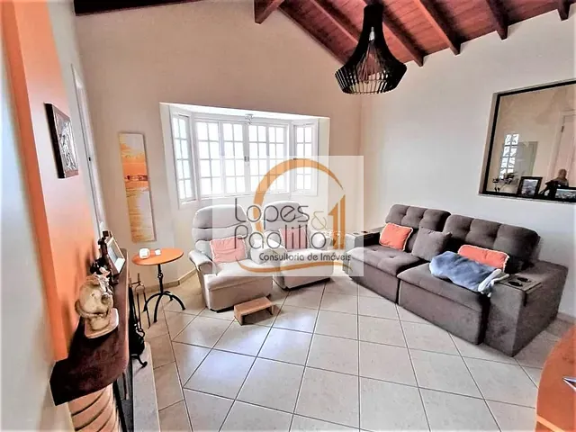 Casa com 427m² 3 quartos e 3 banheiros, à venda, no bairro Jardim Itaperi em Atibaia