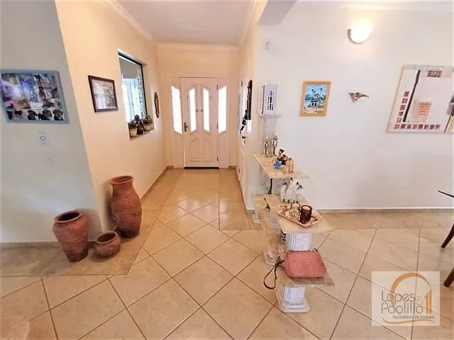 Casa com 427m² 3 quartos e 3 banheiros, à venda, no bairro Jardim Itaperi em Atibaia
