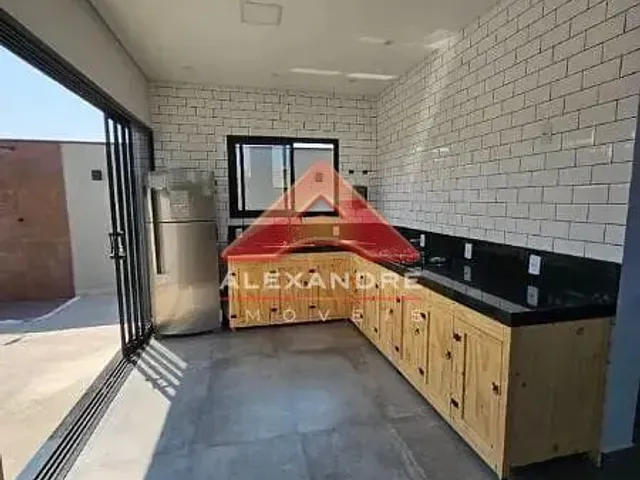 Casa com 350m² 3 quartos e 2 banheiros, à venda, no bairro Condomínio Residencial Mantiqueira em São José Dos Campos