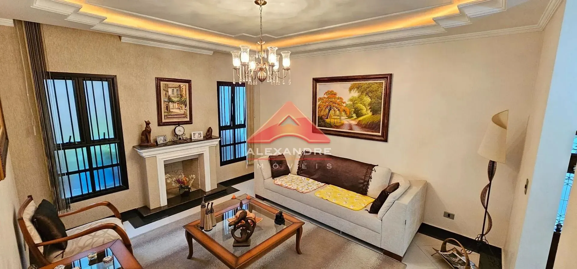 Casa, 4 quartos, 387 m² - Foto 1
