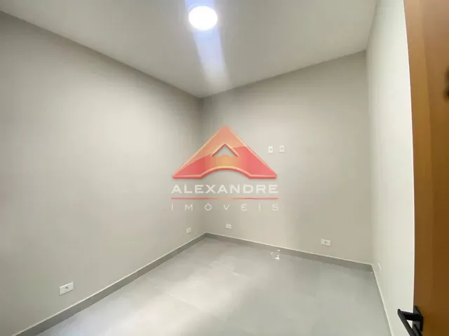 Casa com 150m² 3 quartos e 2 banheiros, à venda, no bairro Vila Tesouro em São José Dos Campos