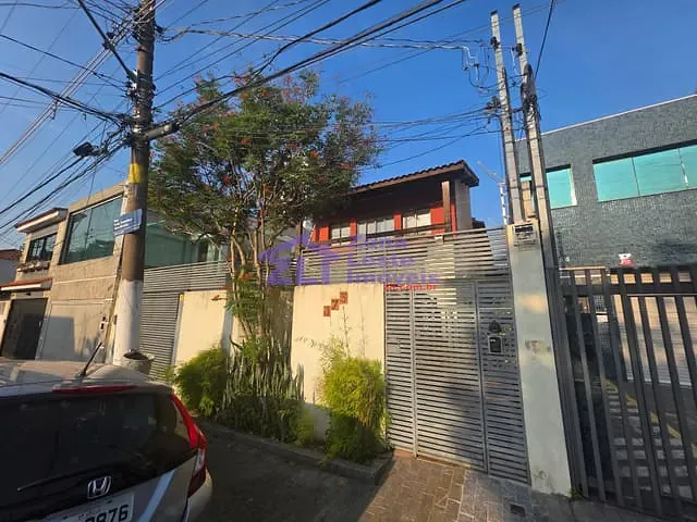Sobrado com 300m², à venda ou para alugar, no bairro Tatuapé em São Paulo