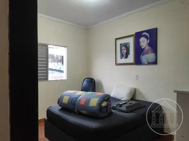 Casa com 252m² 3 quartos e 2 banheiros, à venda, no bairro Jardim Cliper em São Paulo