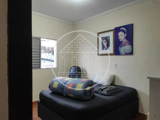 Casa com 252m² 3 quartos e 2 banheiros, à venda, no bairro Jardim Cliper em São Paulo