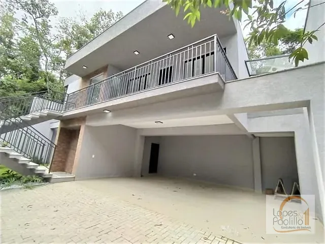 Casa com 528m² 4 quartos e 2 banheiros, à venda, no bairro Parque Residencial Itaguaçu em Atibaia