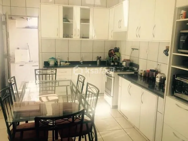 Casa com 320m² 2 quartos e 2 banheiros, à venda, no bairro Panamá em Campo Grande
