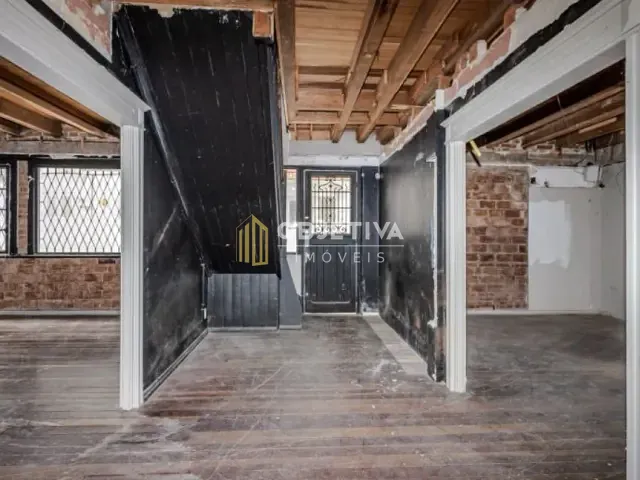 Casa para alugar, no bairro Moinhos de Vento em Porto Alegre