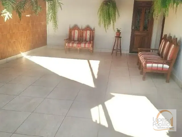 Casa com 210m² 3 quartos e 2 banheiros, à venda, no bairro Jardim Alvinópolis em Atibaia