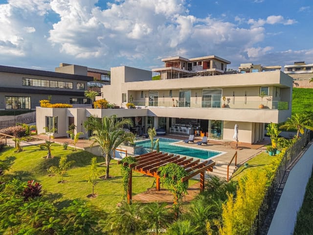 Foto do Casa - Casa no condomínio Condomínio Campo De Toscana para venda com 4 quartos, sendo 4 suítes, 646.59m² | Lares e Andares Imóveis