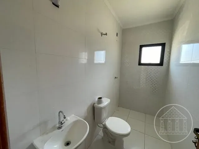 Casa com 120m² 2 quartos e 1 banheiro, à venda, no bairro Flórida em Embu-Guaçu