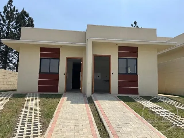 Casa com 120m² 2 quartos e 1 banheiro, à venda, no bairro Flórida em Embu-Guaçu