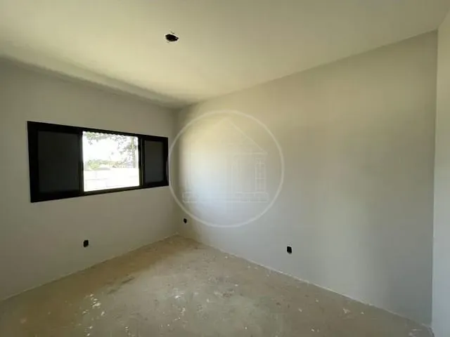 Casa com 120m² 2 quartos e 1 banheiro, à venda, no bairro Flórida em Embu-Guaçu
