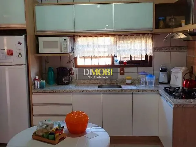 Casa com 300m² 3 quartos e 1 banheiro, à venda, no bairro Caça e Pesca em Gravataí