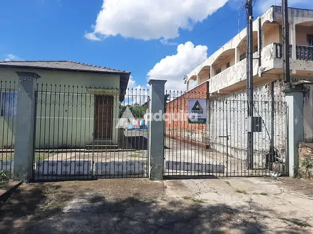 Casa com 520m² 2 quartos e 1 banheiro, à venda, no bairro Boa Vista em Ponta Grossa