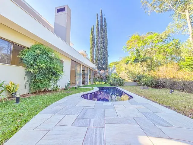Casa 4 quartos e 4 banheiros, à venda, no bairro Jardim Europa em Valinhos