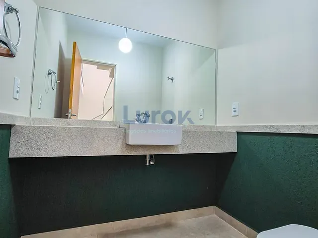 Casa 4 quartos e 4 banheiros, à venda, no bairro Jardim Europa em Valinhos