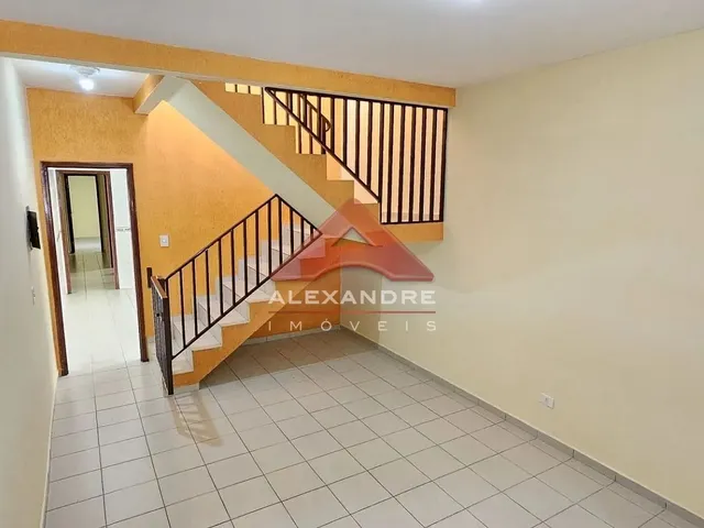 Casa com 150m² 3 quartos e 1 banheiro, à venda ou para alugar, no bairro Vila Industrial em São José Dos Campos