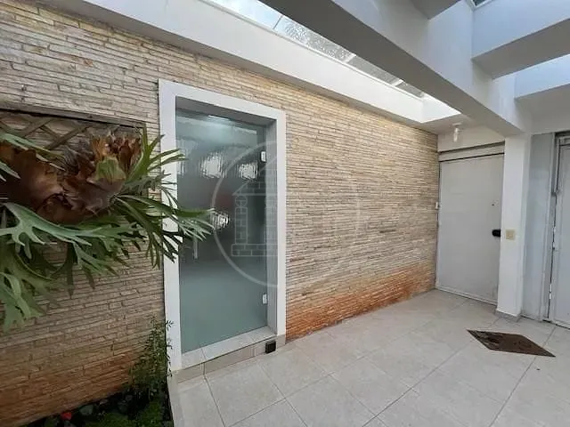 Casa com 391m² 4 quartos e 4 banheiros, à venda, no bairro Jardim Campo Grande em São Paulo